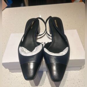 Veronica beard Cecile blue black sling back kitten heel